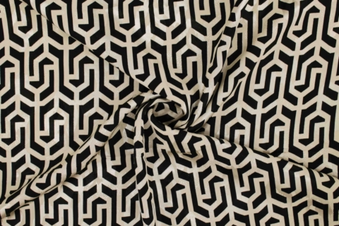 Geometric Maze black jakard ipək