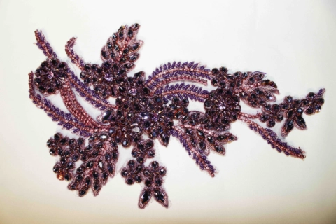 Qaşlı çiçək aplikasiya